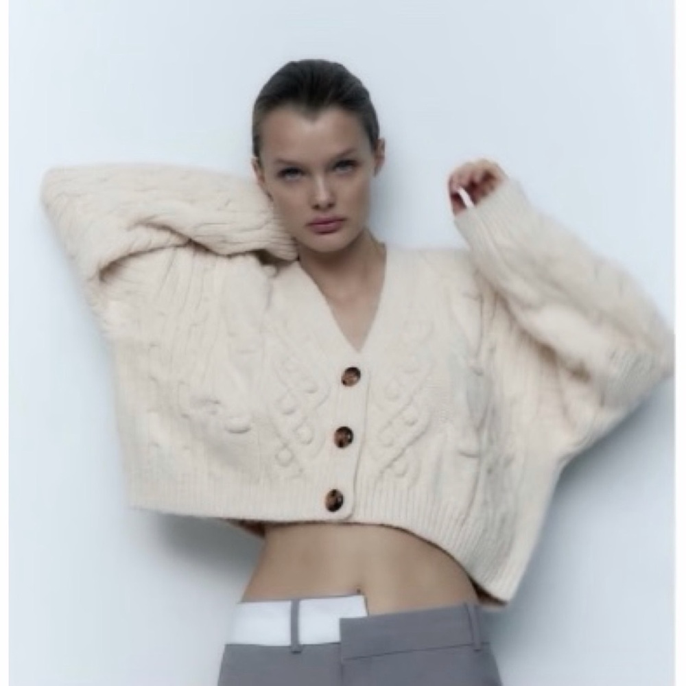 Zara Cream Cable Knit Cardigan - Picture 3 of 11